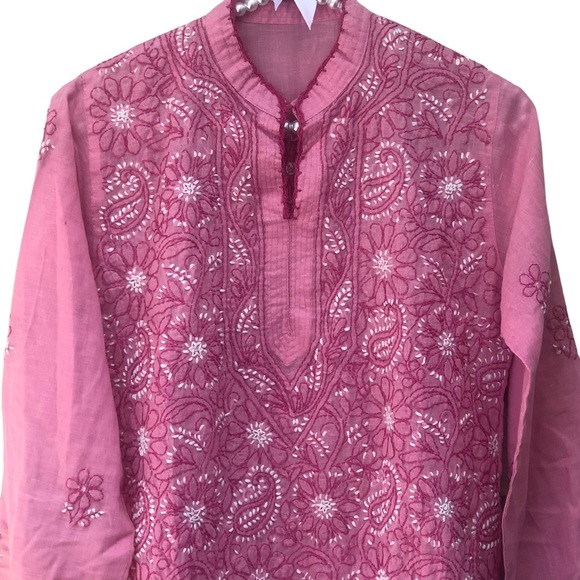 Pink Paisley Embroidered Tunic Top size Small - Picture 3 of 9